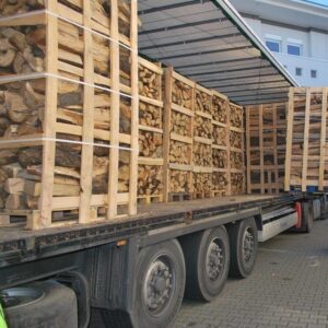 Camion de bois de chauffage